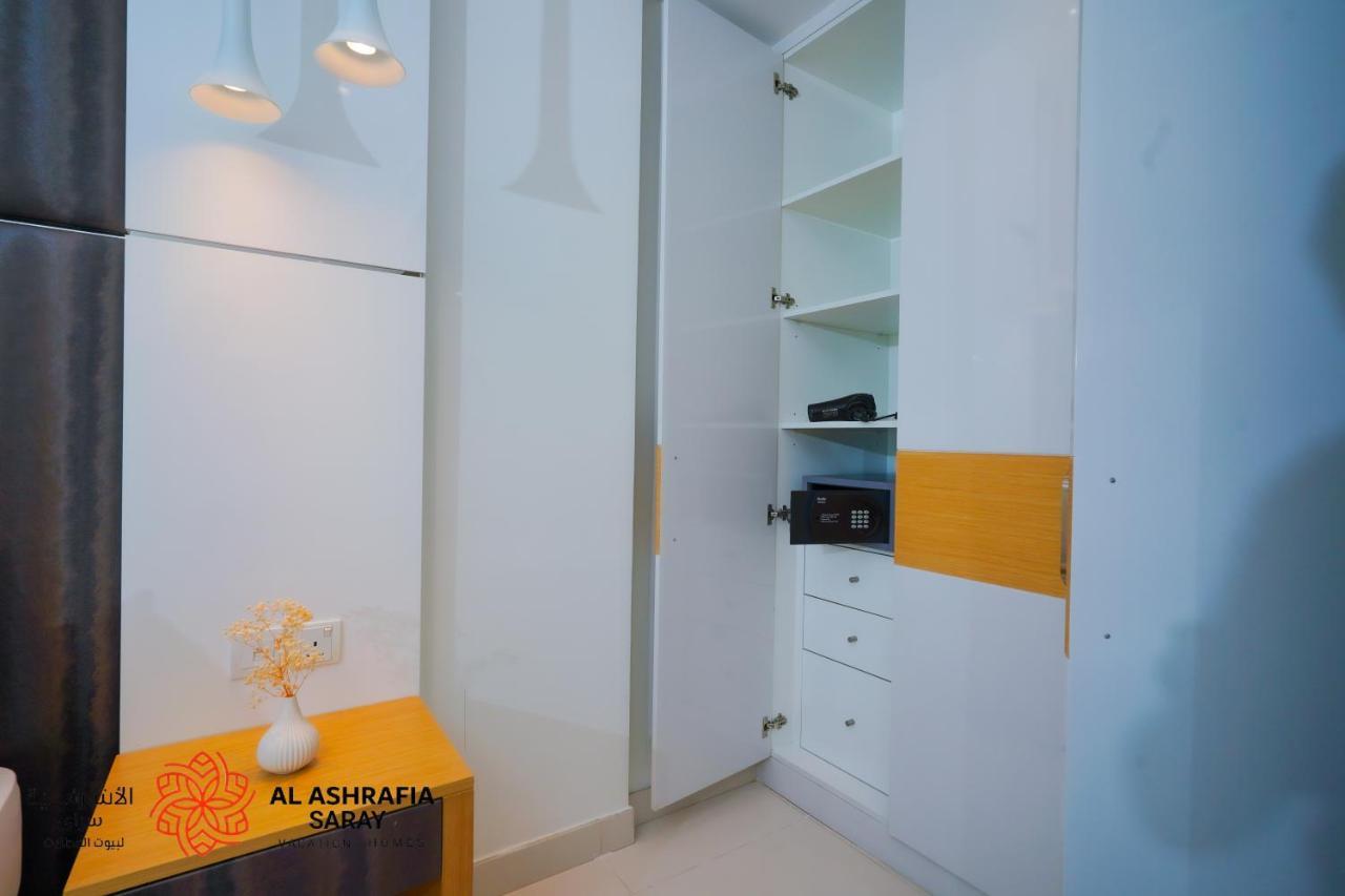 Alashrafia Saray - Spectacular 2br In Canal Views Dubai
